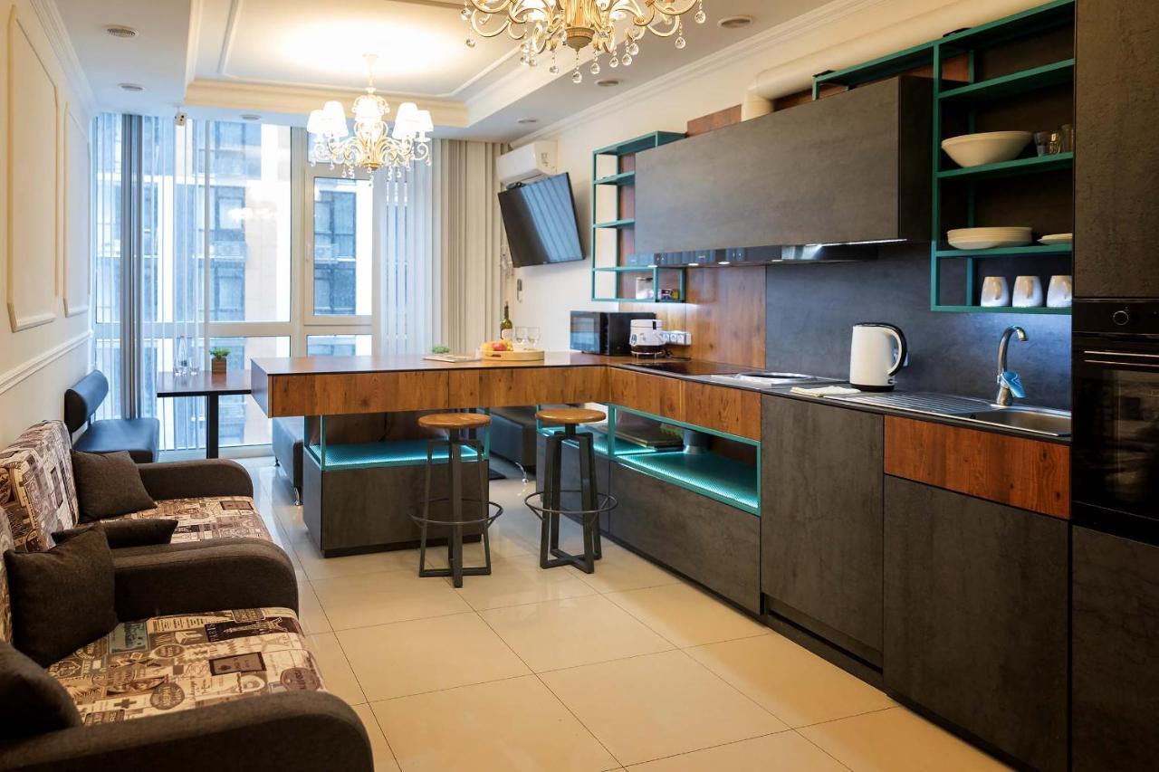 Sun Apartments Kyiv Exterior photo