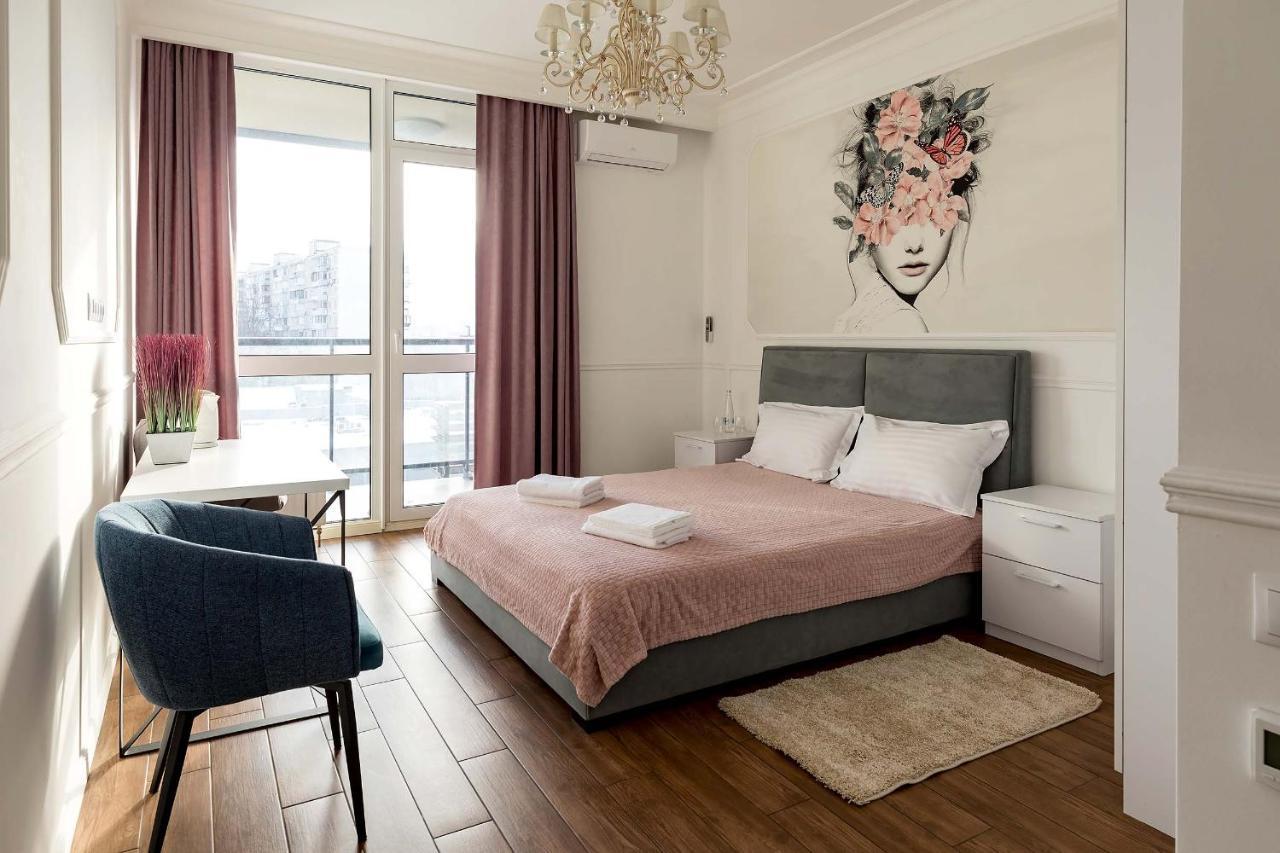 Sun Apartments Kyiv Exterior photo